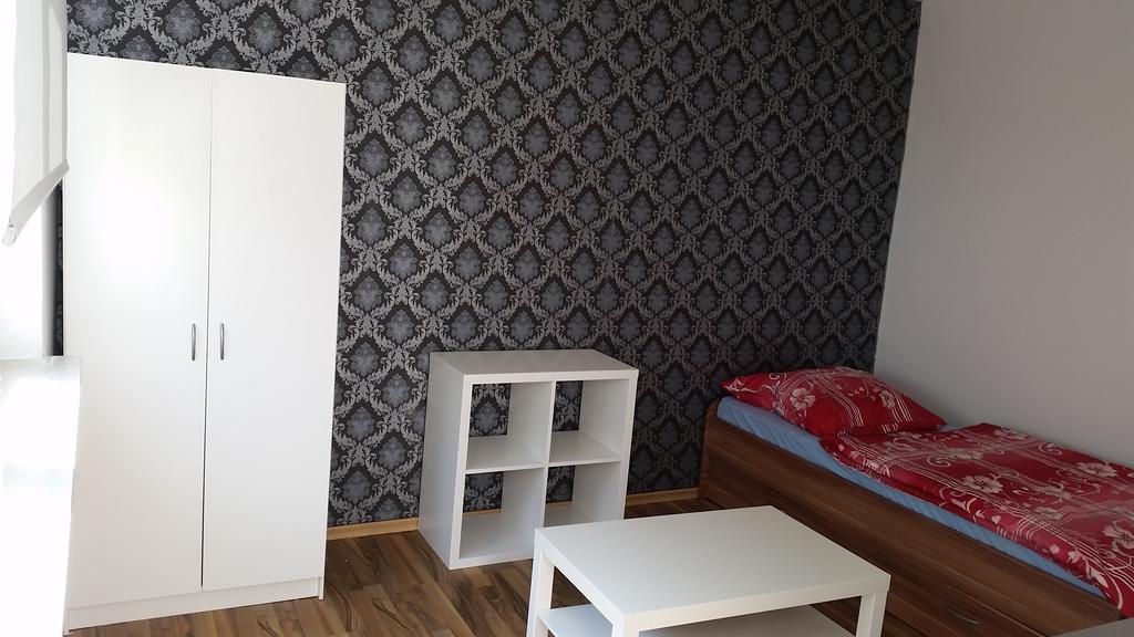 Frankfurt Airport & Fair Apartment Кельстербах Номер фото