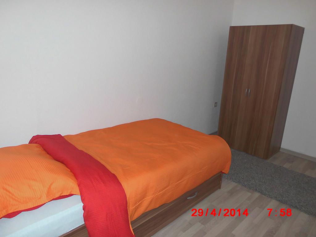 Frankfurt Airport & Fair Apartment Кельстербах Экстерьер фото